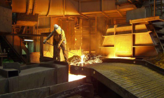 Производство стали в Украине с начала года упало на 18%