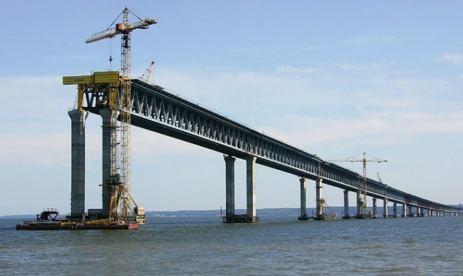 Из-за строительства РФ Керченского моста Украина понесет убытки