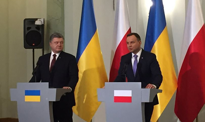 Порошенко начал встречу с президентом Польши в Харькове