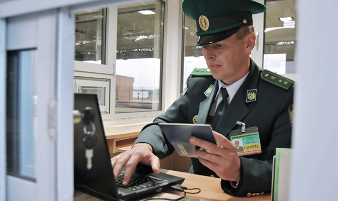 Биометрический контроль для россиян при въезде в Украину заработает с 27 декабря