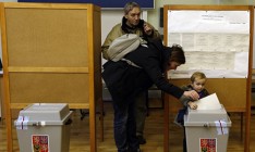 На выборах в Чехии лидирует действующий президент Земан