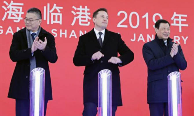 Китайцы дали Tesla кредит на $521 миллион на завод в Шанхае