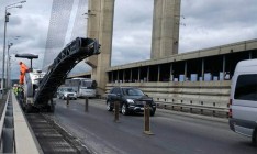 Южный мост в Киеве на месяц встанет в пробках