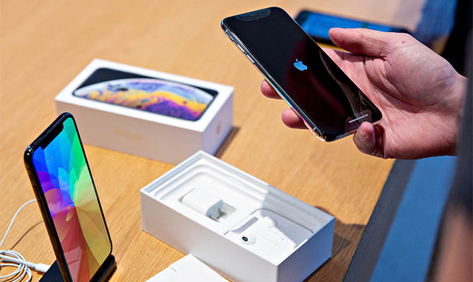 Apple предупредила о сбоях в работе старых моделей iPhone