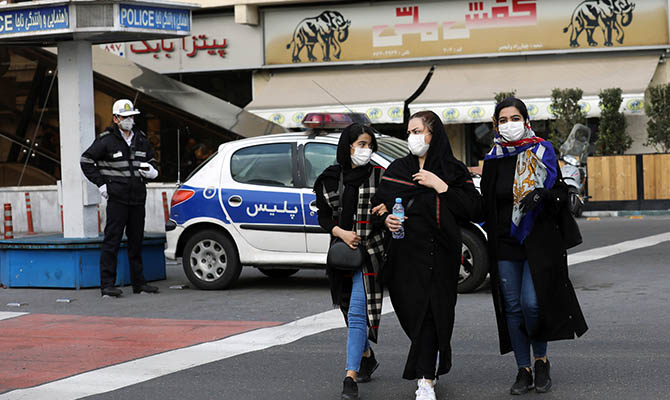 В Иране стремительно растет число инфицированных коронавирусом
