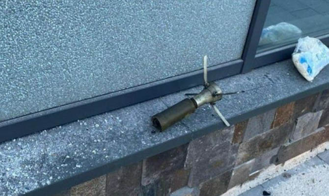 В Мукачево неизвестный выстрелил из гранатомета в комплекс отдыха
