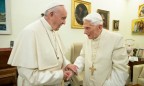 Бывший папа римский Бенедикт XVI тяжело заболел