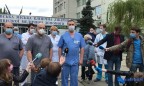 Зарплаты врачам экстренной медпомощи увеличат до 22 тысяч гривен