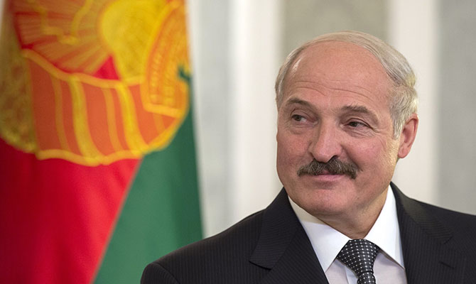 «Лукашенко смеется»: Тихановская назвала насмешкой санкции ЕС против руководства Беларуси