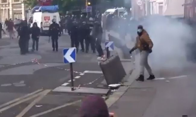 Во Франции во время первомайских демонстраций произошли массовые задержания