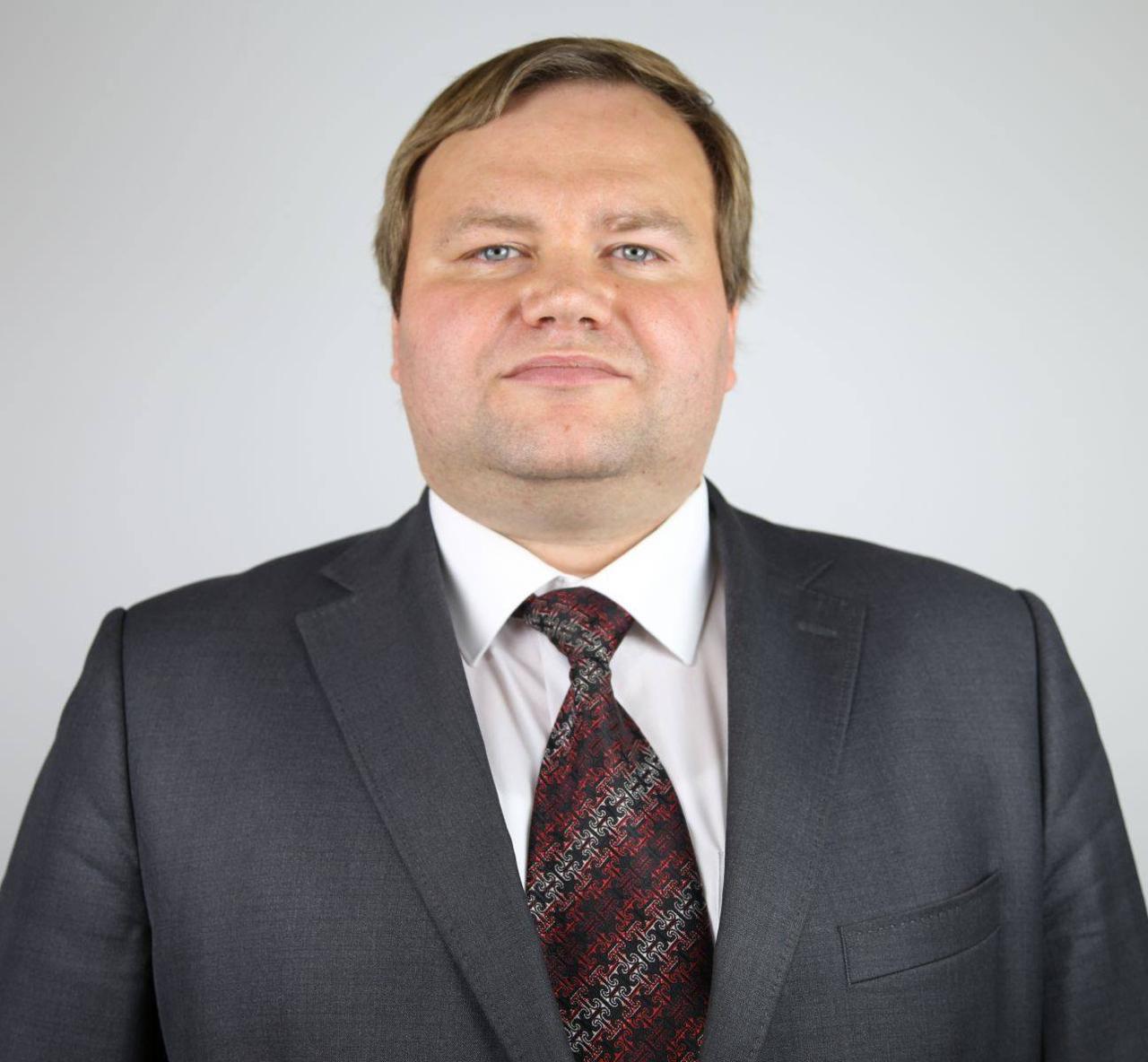 Сергій Копистира, забудовник і фігурант двох кримінальних справ НАБУ. Компанії з орбіти його групи претендують на забудову землі Інституту зоології на Теремках. Сам Копистира цю історію публічно не коментує. Сергій Копистира, забудовник і фігурант двох кримінальних справ НАБУ. Компанії з орбіти його групи претендують на забудову землі Інституту зоології на Теремках. Сам Копистира цю історію публічно не коментує.