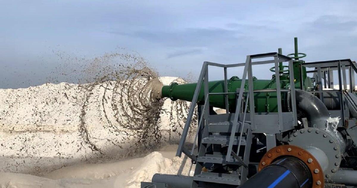 Прогноз інерційного розвитку української титанової галузі теж є не втішним / фото facebook.com/UMCC.titanium