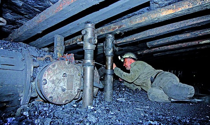 Кабмин хочет продать 100 % акций «Лисичанскугля». Отказ правительства от идеи продавать шахты по отдельности застал компанию врасплох