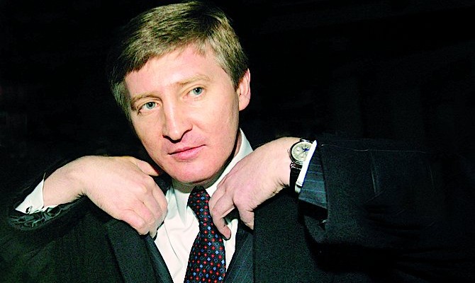 Банк Рината Ахметова прекратил судебный спор с компанией Сергея Таруты