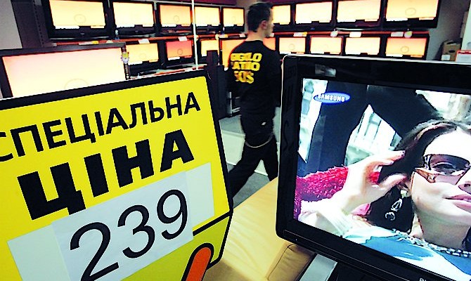 Рост зарплат и низкий уровень инфляции подтолкнули украинцев к увеличению на 10,6% расходов