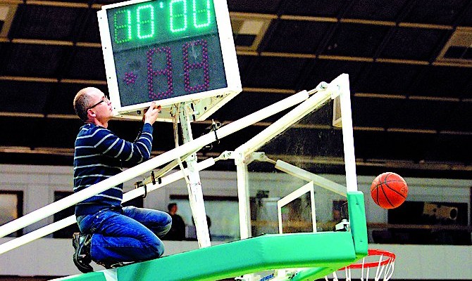 Кабмин предоставит налоговые льготы компаниям, которые участвуют в подготовке к Евробаскету-2015