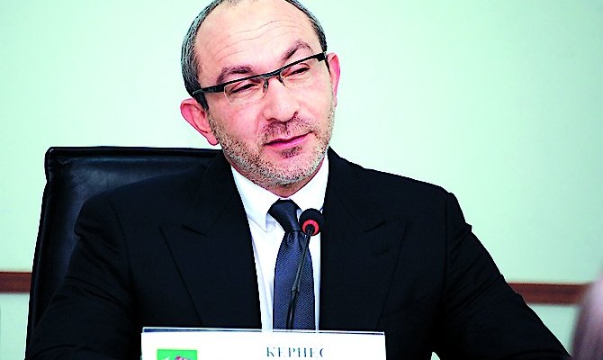 Харьковские чиновники утверждают, что убедили провайдеров в необходимости ремонта жилых домов за свой счет. Провайдеры говорят, что давление на них только усилилось