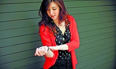 Идея «умных» часов существует уже не один десяток лет, но только в последнее время высокотехнологические компании начали активно продвигать эти устройства. На рынке появляется новая категория гаджетов