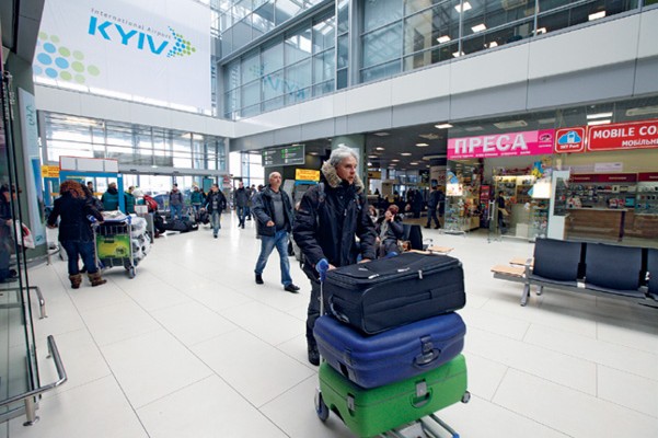 Аэропорт «Киев» намерен пропускать по 10 млн пассажиров в год. Помешать могут проблемы с инженерными сетями и дорогами