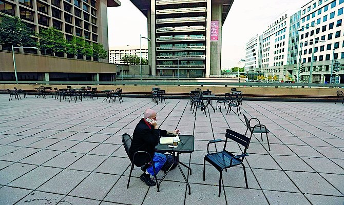 Уровень потребительского доверия в США сильно пострадал