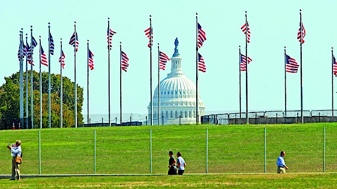 Переговоры по бюджету в США провалились