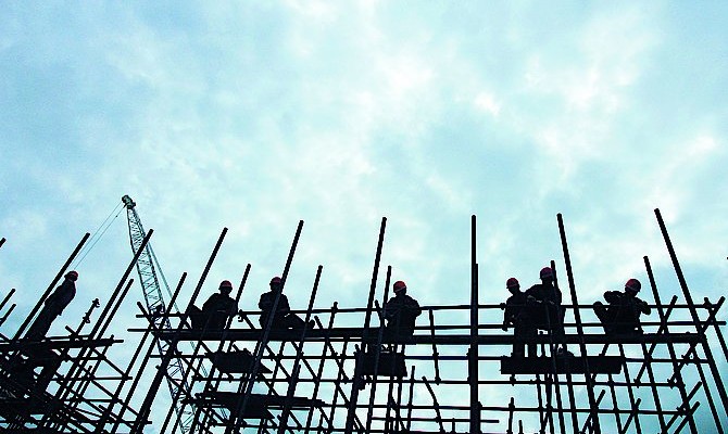 Свыше миллиона украинцев уехали на заработки за границу за последние два с половиной года