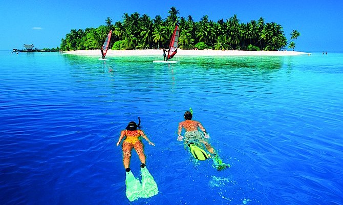 Цены на зимние туры на Мальдивы и Сейшелы упали почти вдвое