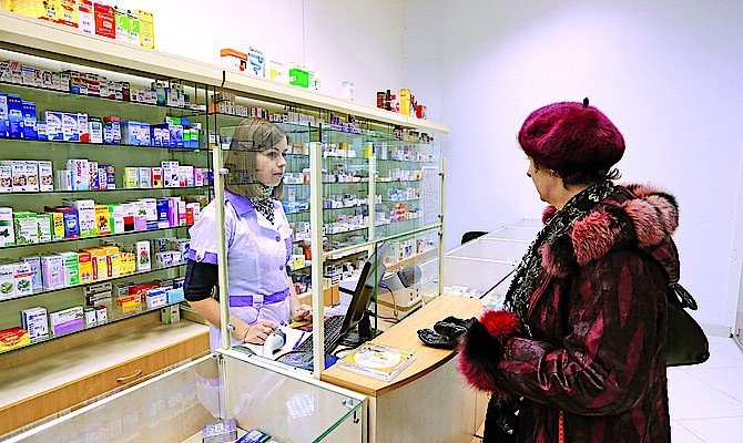 Продажи лекарств в Украине падают третий месяц подряд