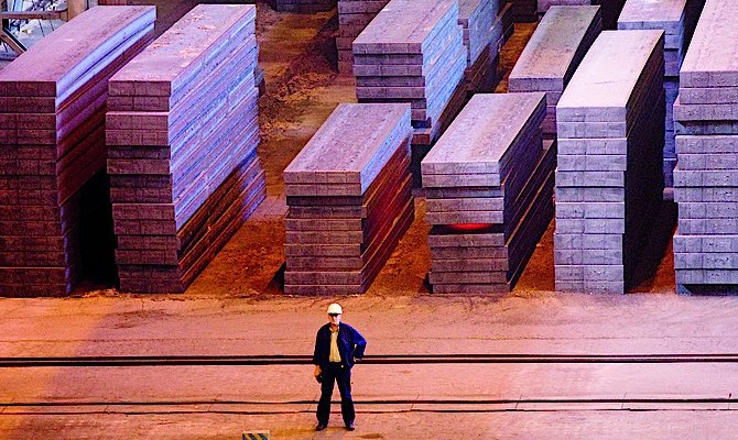 Российские инвесторы увеличили лимит кредита Алчевскому меткомбинату в 2,5 раза — до $ 2 млрд