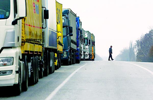 Мининфраструктуры изменило порядок распределения разрешений на международные автоперевозки