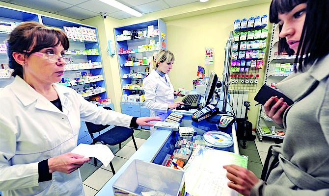 Одним из лидеров фармрынка стала харьковская аптечная сеть «Титан». В 2014 г. агрессивный игрок потеснит днепропетровскую «Мед-Сервис»
