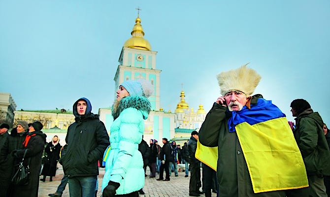 «Укрчастотнадзор» подтвердил наличие неизвестных помех в сетях МТС, life:) и «Тримоб», что объясняет запугивающие sms на Майдане