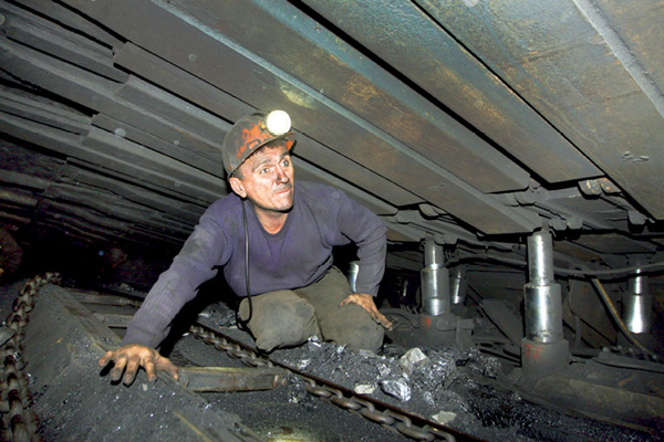 Государственные угольные шахты: закрыть нельзя, продать невозможно