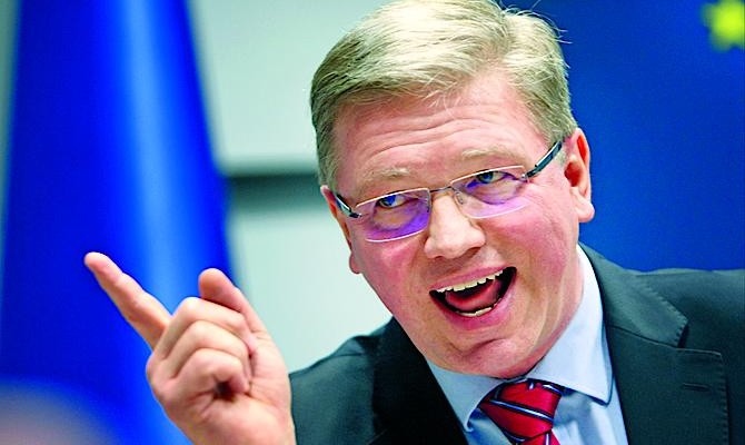 Евросоюз не будет вводить санкции и готов стать финансовым донором Украины