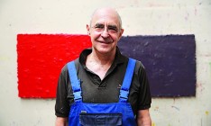 Мастер монохромной живописи Тиберий Сильваши об инвестировании жизни в искусство и иерархии на арт-рынке