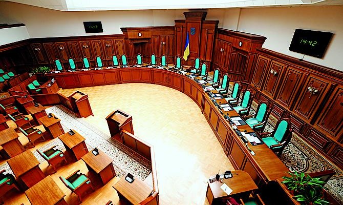 Судьи решили не ждать, пока их судьбу решат народные депутаты