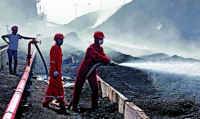 Вопрос о запрете импорта угля отложен до лета