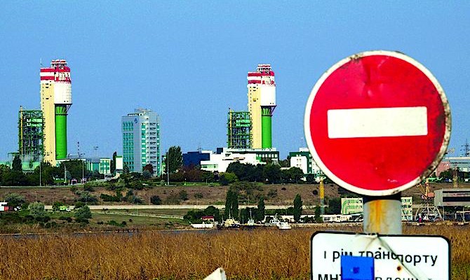 Дмитрий Фирташ перестал помогать Одесскому припортовому заводу