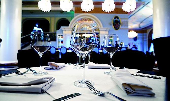Для украинской элиты в VIP-ресторане важны дорогие детали, а не мастерство шеф-повара
