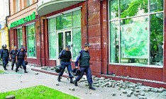 Сбербанк России решил объединить дочерние структуры в Украине