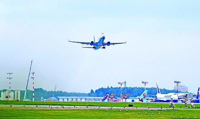 Госавиаслужба уменьшает возможности для полетов украинцев в Крым