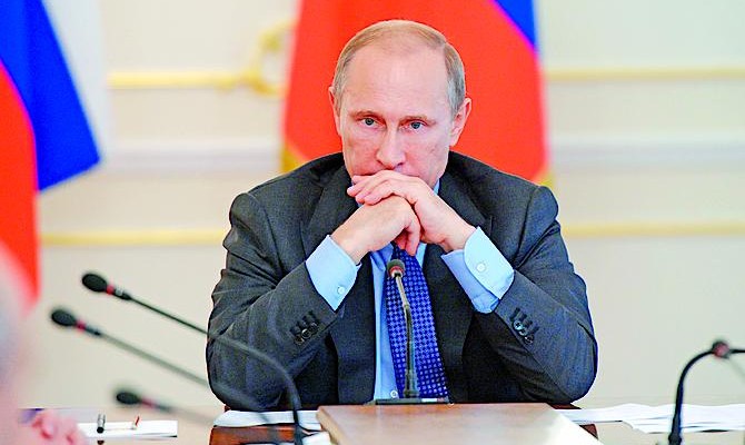 Запад дает Путину почувствовать последствия борьбы за Украину