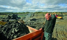 Заработки украинских рудокопов приближаются к нулю на фоне падения мировых цен