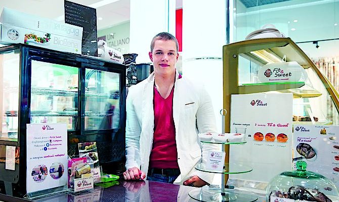 Киевлянин сделал бизнес на выпечке низкокалорийных десертов
