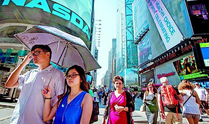 Уолл-стрит вырос до уровня пика пузыря доткомов