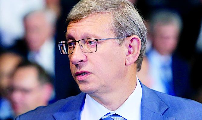 Россия поместила одного из самых богатых людей под домашний арест