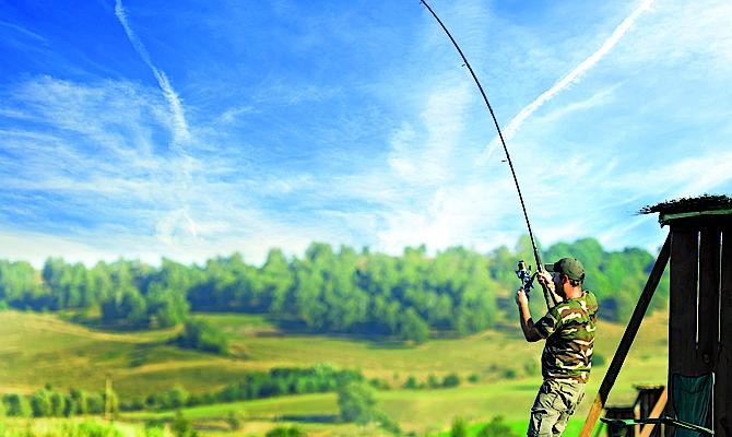 В Киевской области растет спрос на платную рыбалку