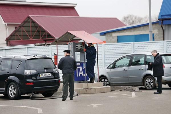 Продажи топлива на АЗС будут сокращаться и дальше