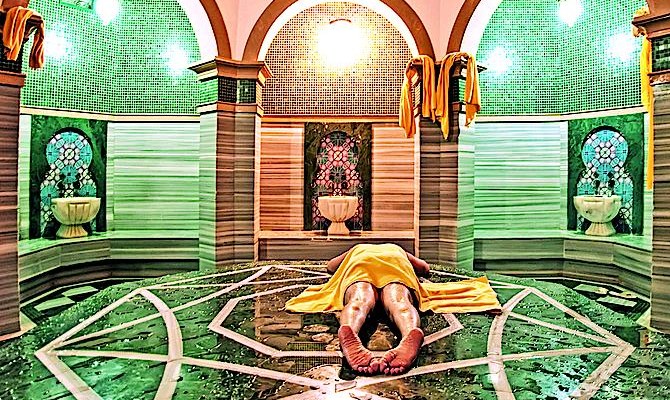 Как построить баню так, чтобы не сгореть в ней и не поскользнуться