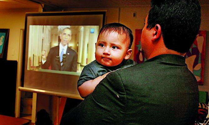 FT: Обама намерен вывести из тени более 4 млн нелегалов